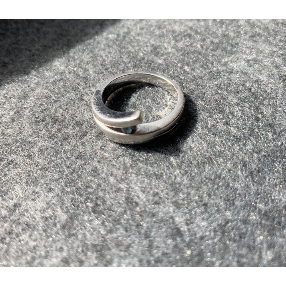 Blue Topaz in Sterling Silver 925 Marked Ring Size 6.5 - Picture 4 of 10